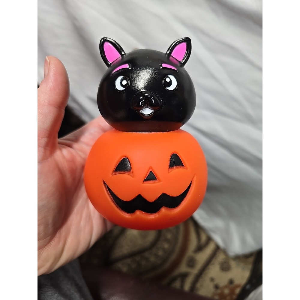 Thrills and Chills Dog Puppy Toys Squeak Halloween Pumpkin Cat Squeak Brand New